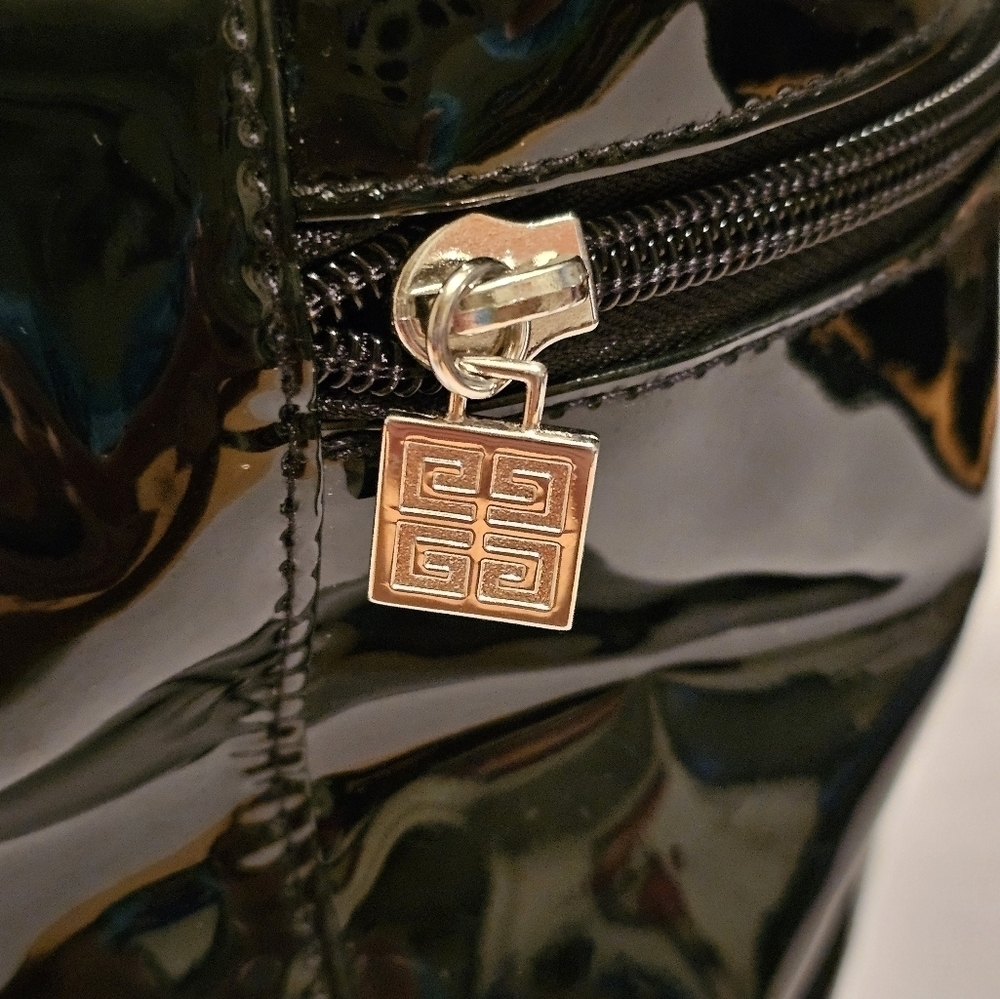 SOLD. - Picture 4 of 4